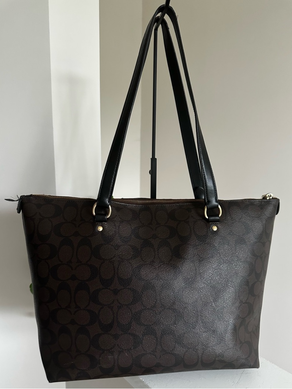 COACH Signature Brown Gallery Tote Bag with Gold Hardware - Picture 4 of 15